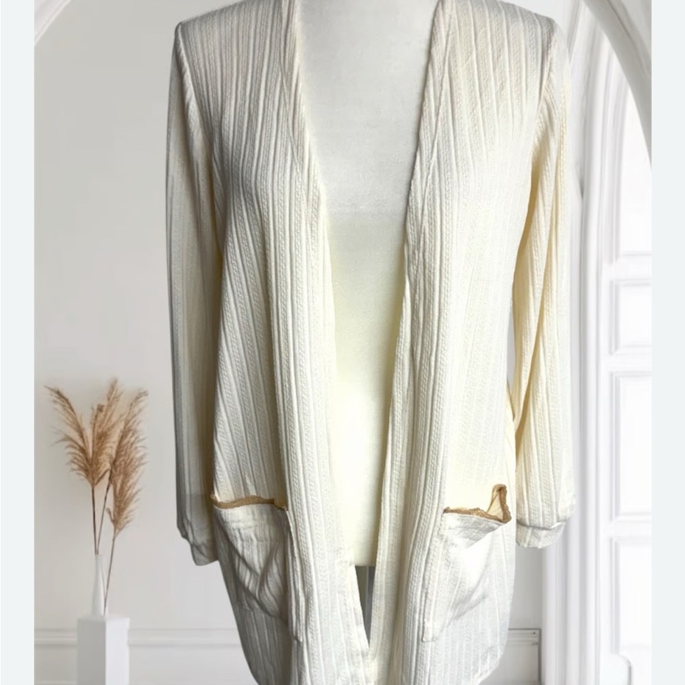 19.) Blu Pepper Cream Open-Front Cardigan